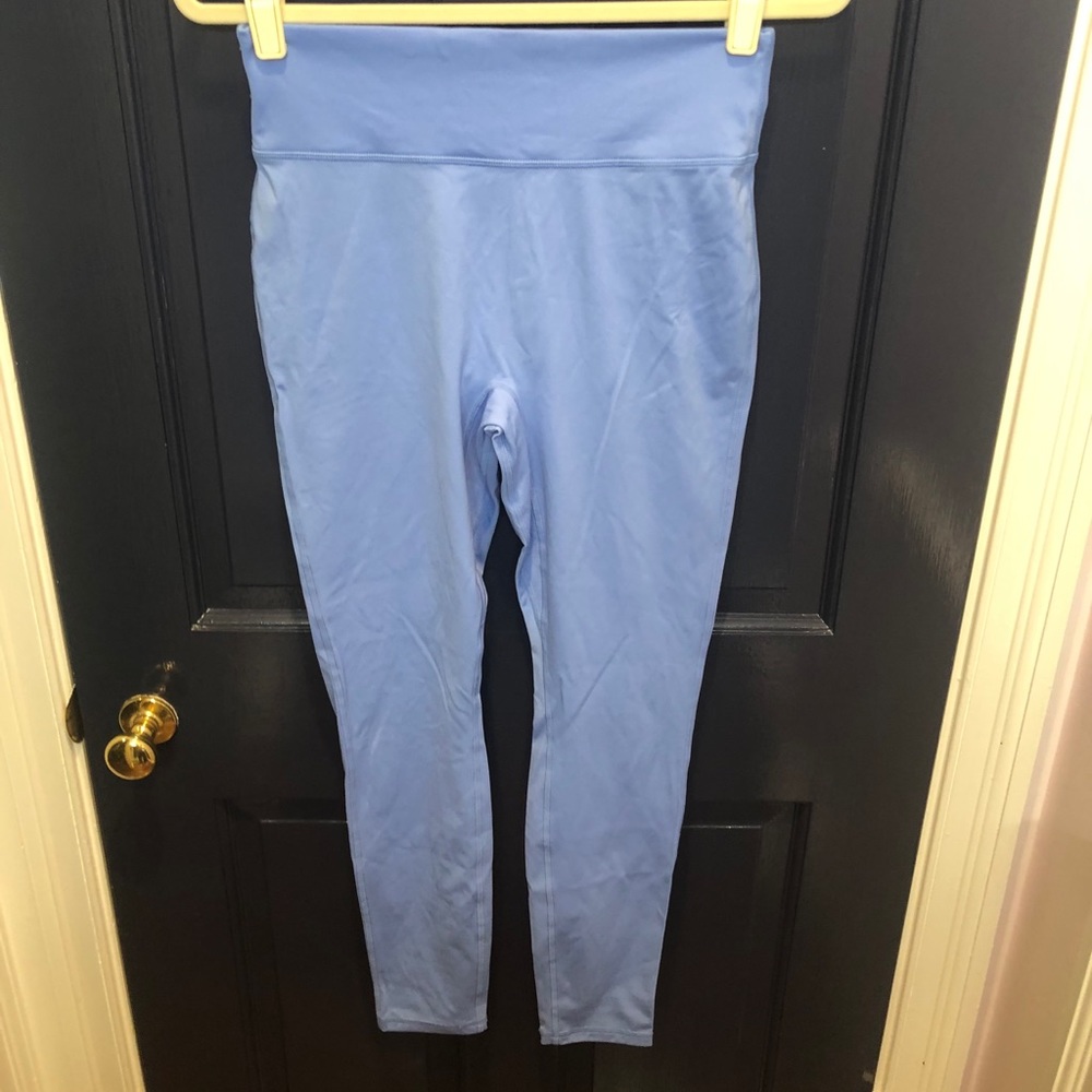 Light blue fabletics leggings